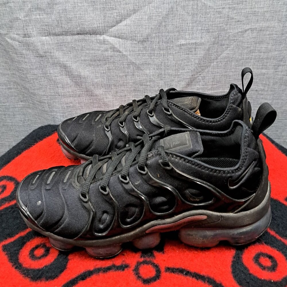 %Size 9 NIKE Air VaporMax Plus DH1063-001 Women Black Running Sneaker / A 22